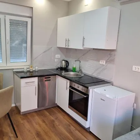 Centre Apartment *